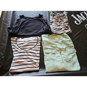 Womens XL Bundle of Tops American Eagle